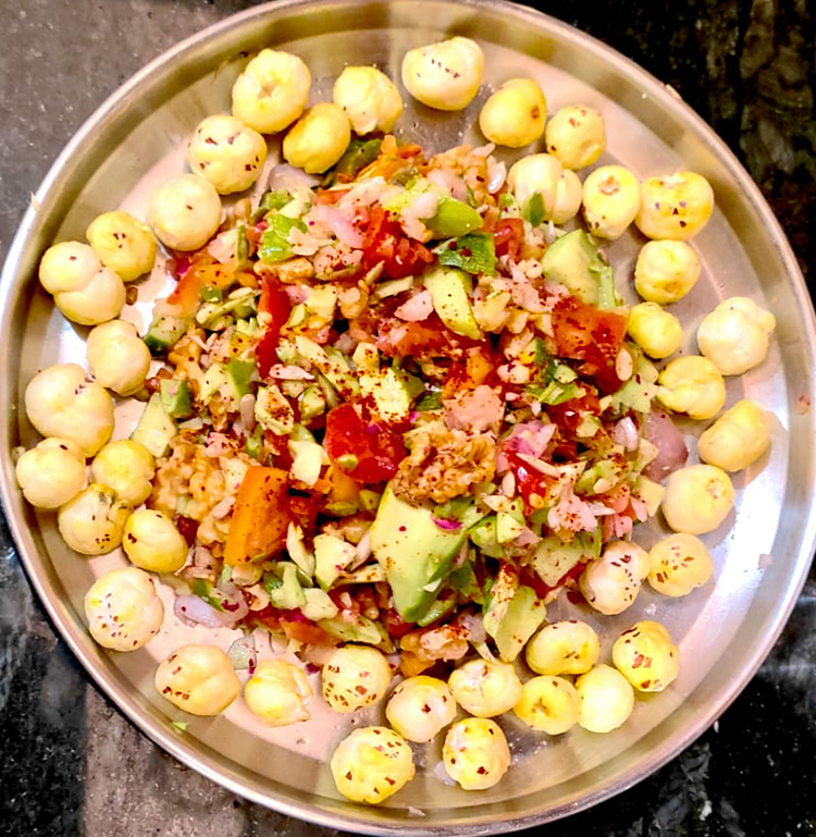  
                                Makhana salad