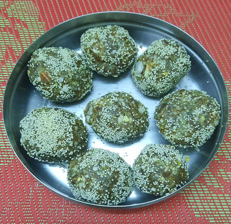 Dry Fruit Laddoos