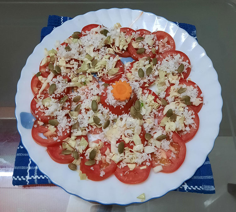 Tomato salad 